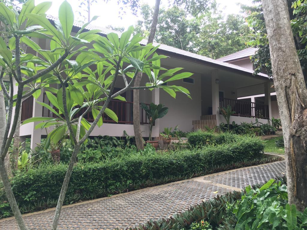 The Fisherman'S Chalet Natien Beach  Ngoại thất bức ảnh